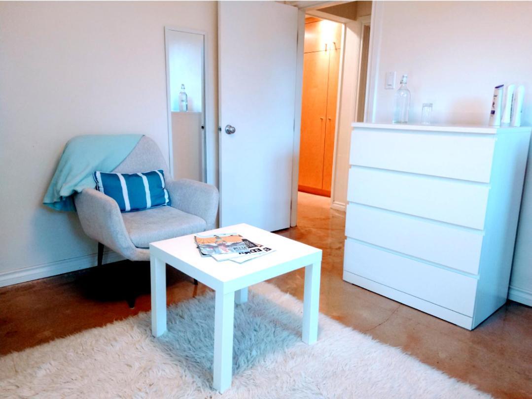 U Of A Homestay, Trails & Whyte Ave Edmonton Bagian luar foto