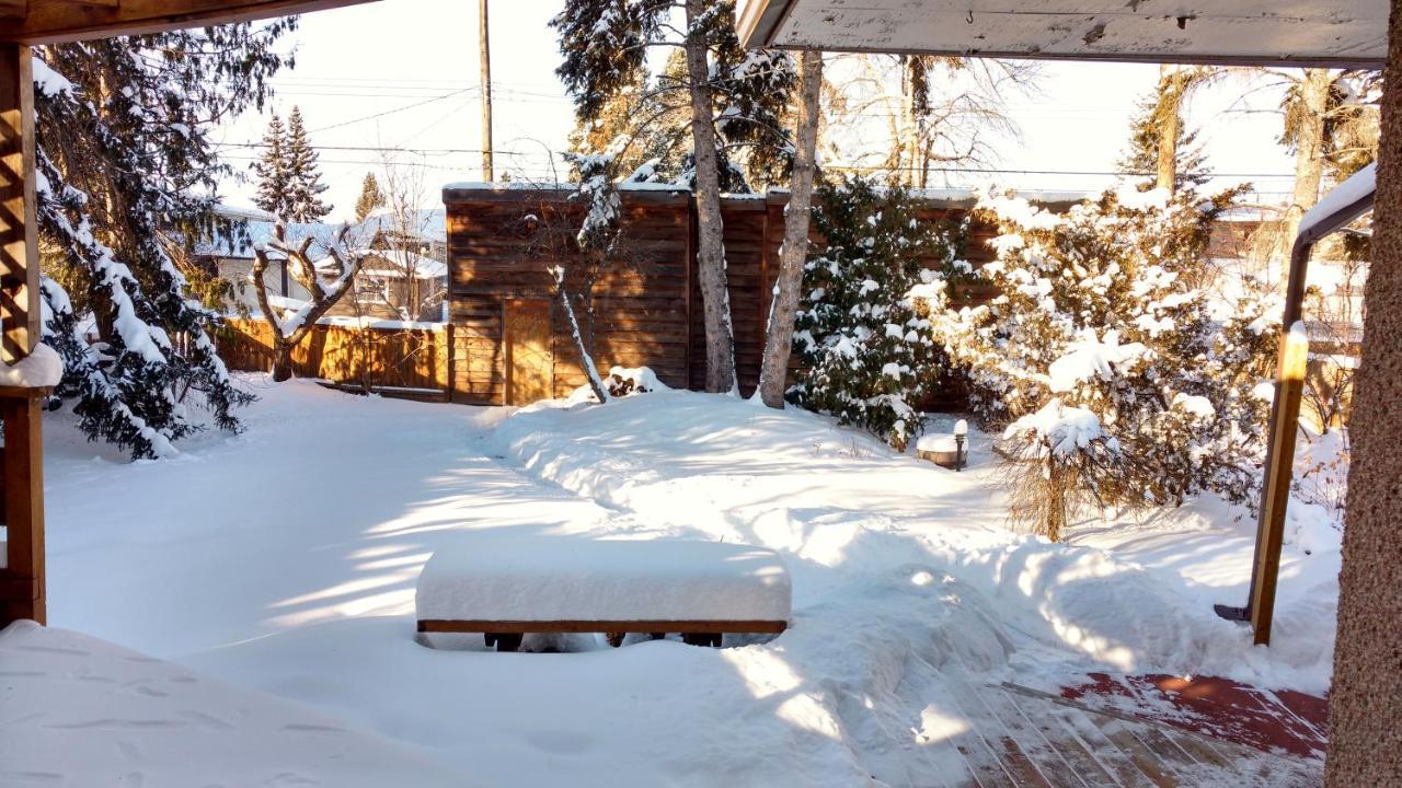 U Of A Homestay, Trails & Whyte Ave Edmonton Bagian luar foto